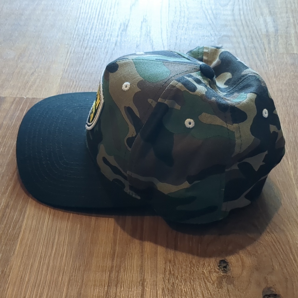 Krew Camo Trucker Hat - Picture 3 of 3